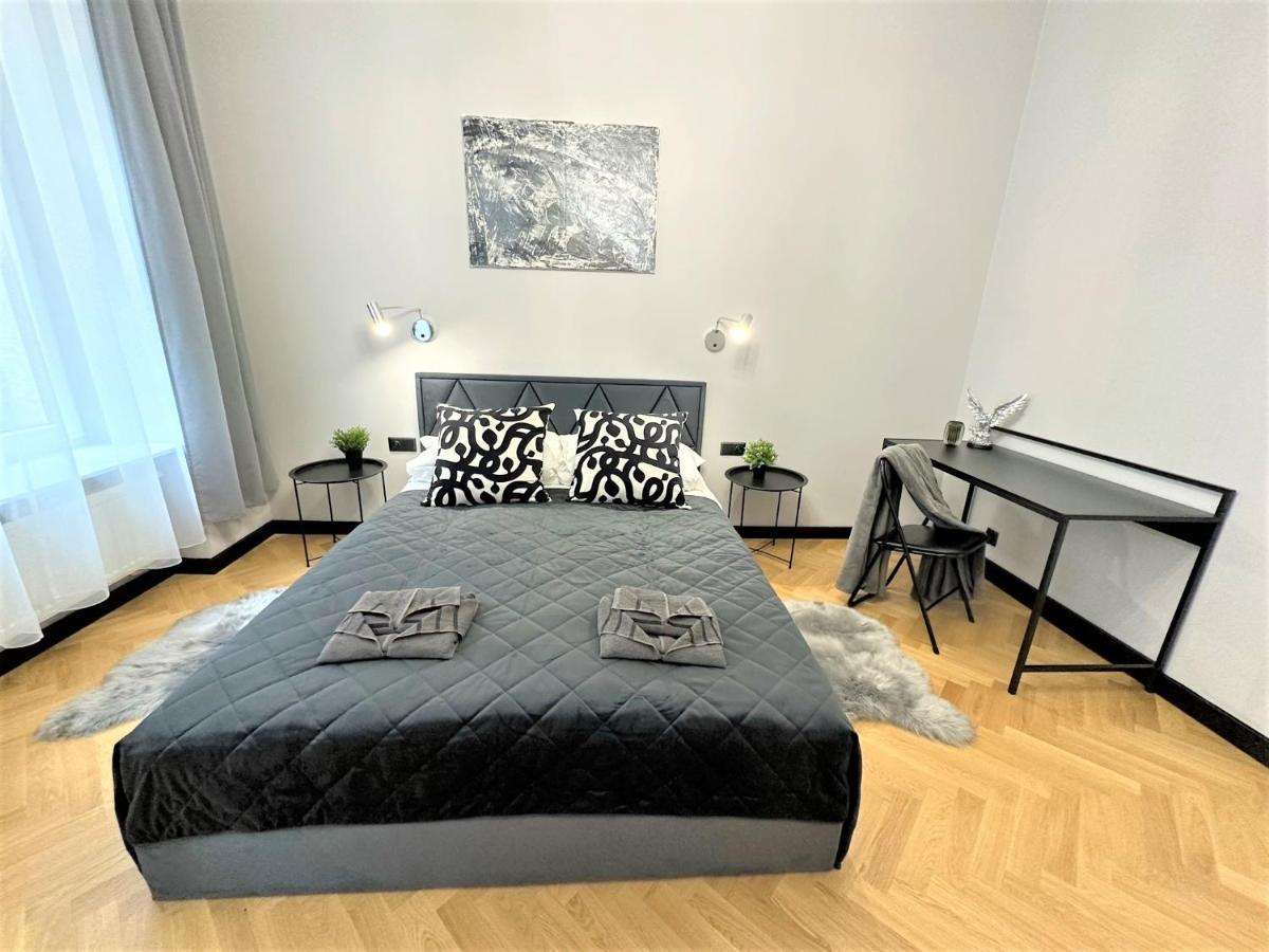 Luxury 100M2 Loft Design-Apartment At Wawel + Netflix クラクフ エクステリア 写真