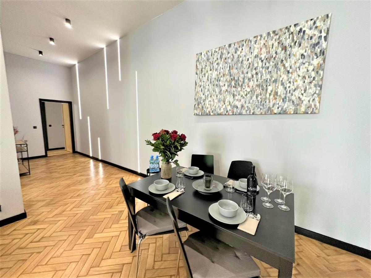 Luxury 100M2 Loft Design-Apartment At Wawel + Netflix クラクフ エクステリア 写真