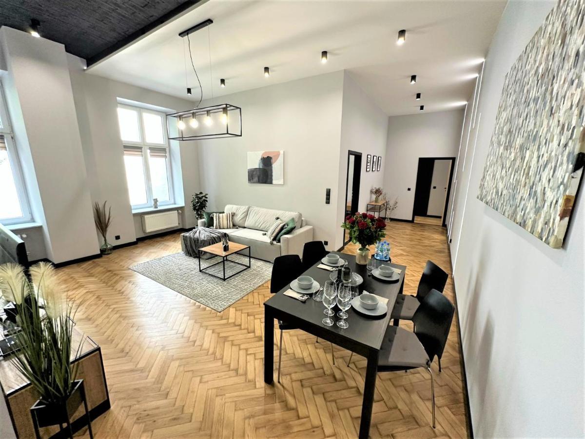 Luxury 100M2 Loft Design-Apartment At Wawel + Netflix クラクフ エクステリア 写真