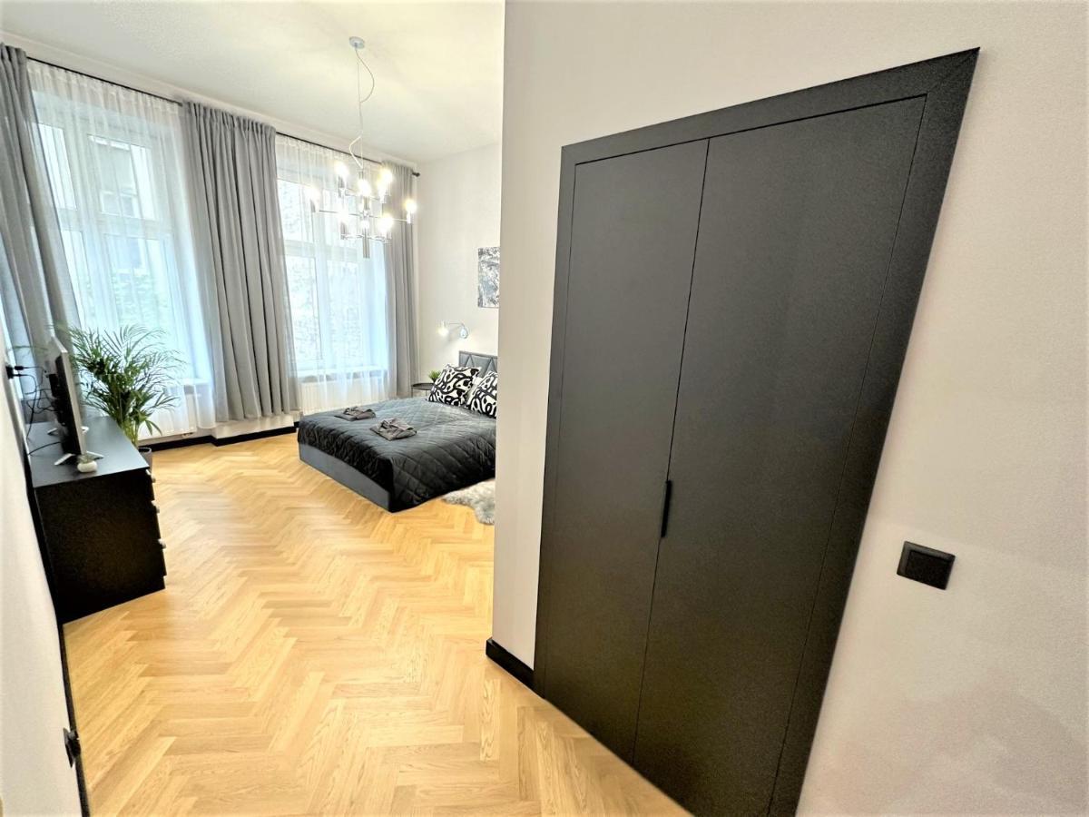 Luxury 100M2 Loft Design-Apartment At Wawel + Netflix クラクフ エクステリア 写真