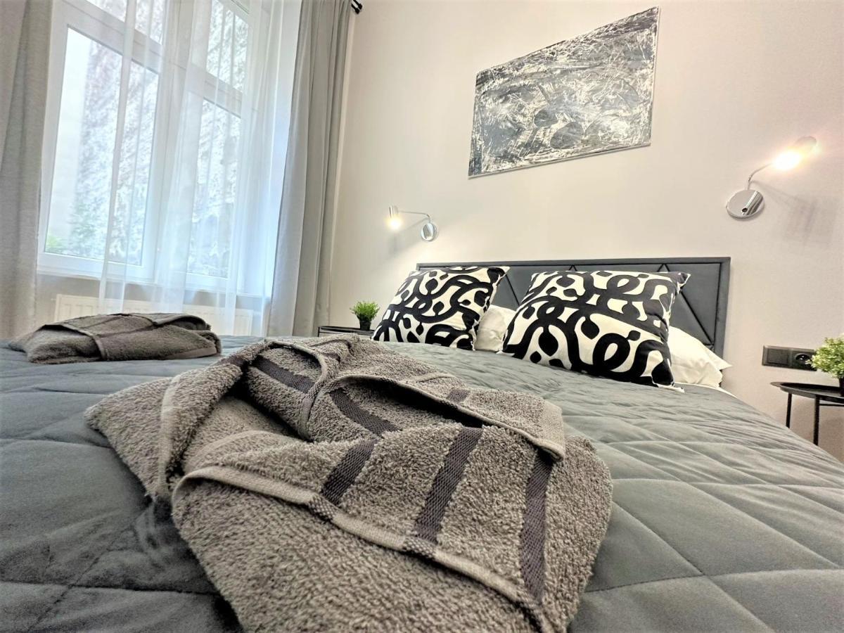 Luxury 100M2 Loft Design-Apartment At Wawel + Netflix クラクフ エクステリア 写真