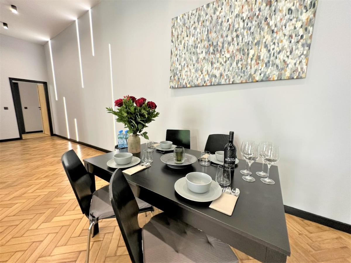 Luxury 100M2 Loft Design-Apartment At Wawel + Netflix クラクフ エクステリア 写真
